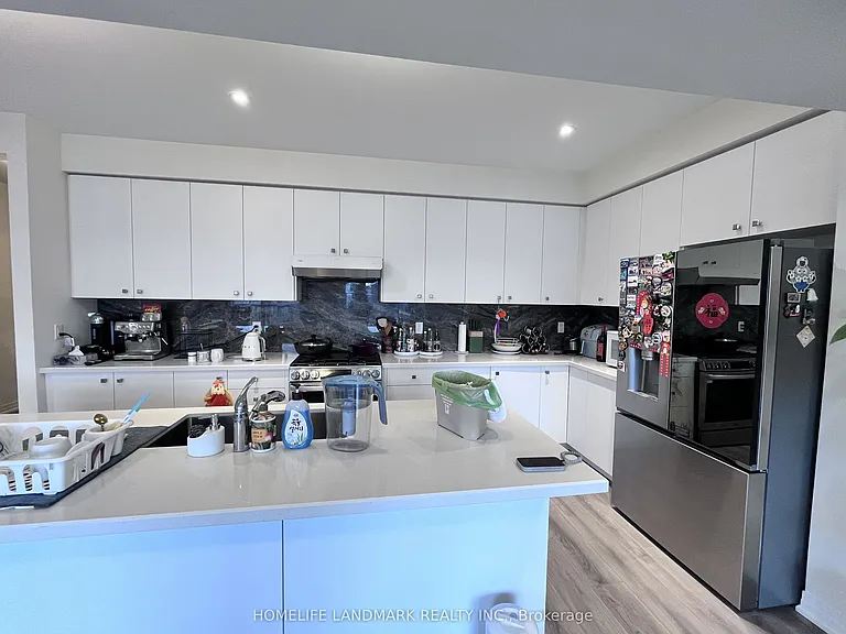 1057 Cameo St — Photo 3