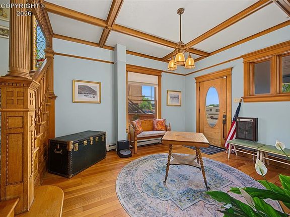 4th image of 515 Greenwood Ave