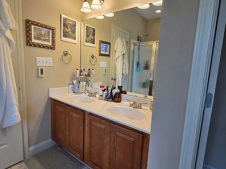 174 Cedar Ln — Photo 15