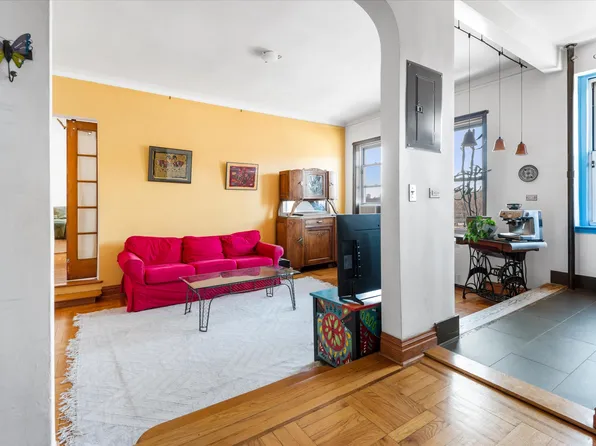 585 West 214th Street 6AB image 3 of 21