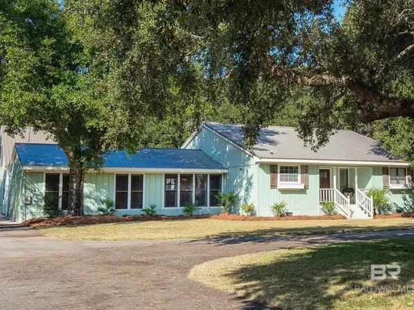 1349 W Fairway Dr, Gulf Shores, AL 36542