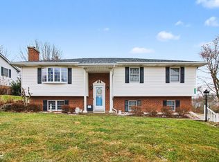 951 Tekulve Rd, Batesville, IN 47006