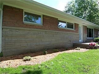 5th image of 46 Monticello Dr