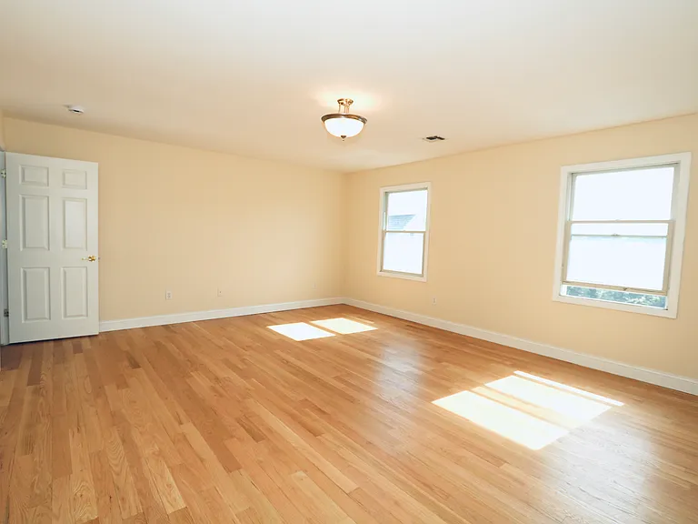 23 Main Ave #2 — Photo 27