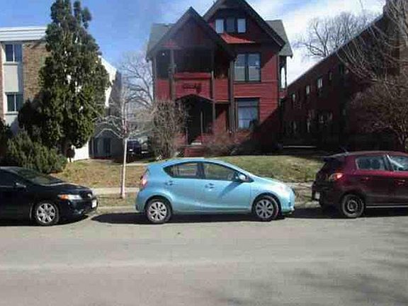 5th image of 2644 Garfield Ave