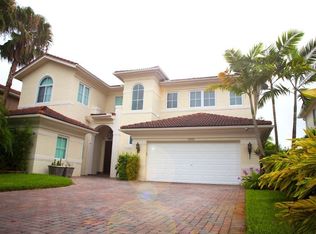 11210 NW 71st St, Doral, FL 33178