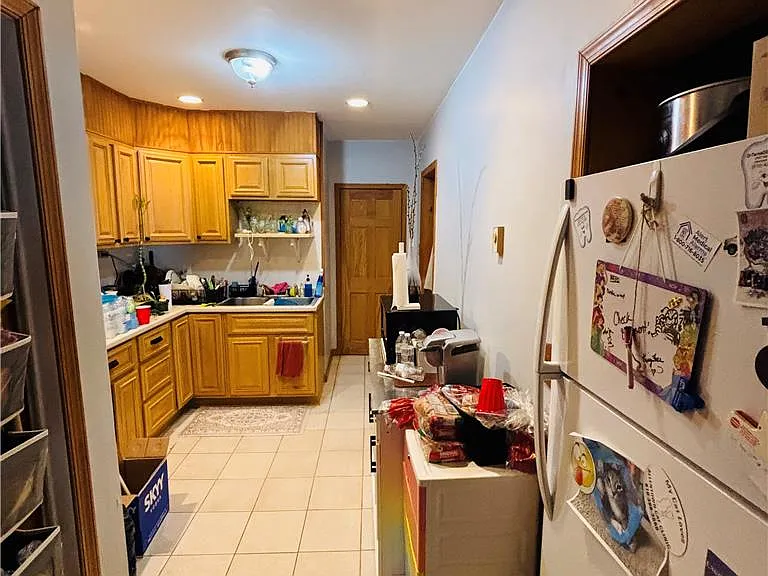 204 S 14th St #1 — Photo 9