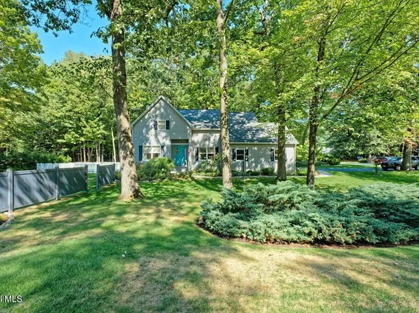 12 Deer Run, Wilton, NY 12831