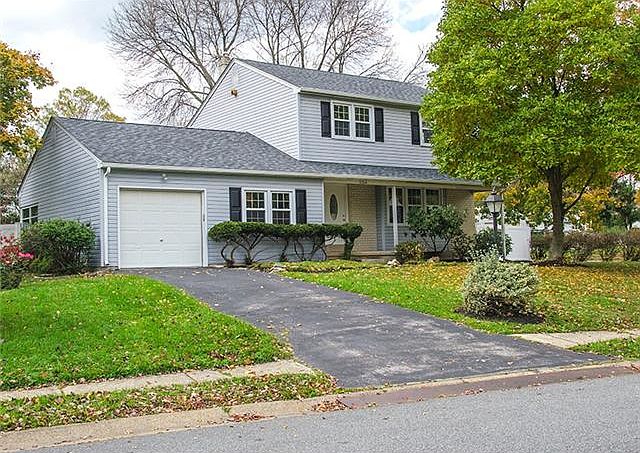 1st image of 2314 Larkwood Dr