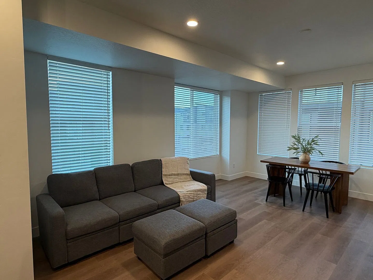 Modern Haven in Sandy — Photo 2