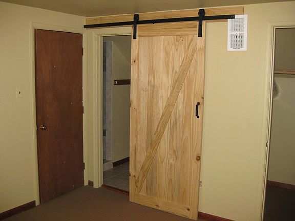 4th image of 8839 Brucewood Dr