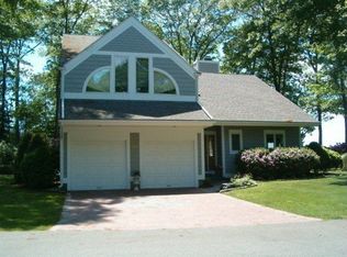 26 Linden Shrs, Branford, CT 06405