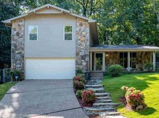15 Breeds Hill Ct, Little Rock, AR 72211