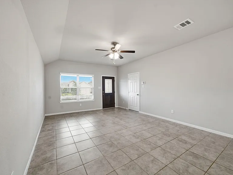 1436 Sundown Glen Ln — Photo 11