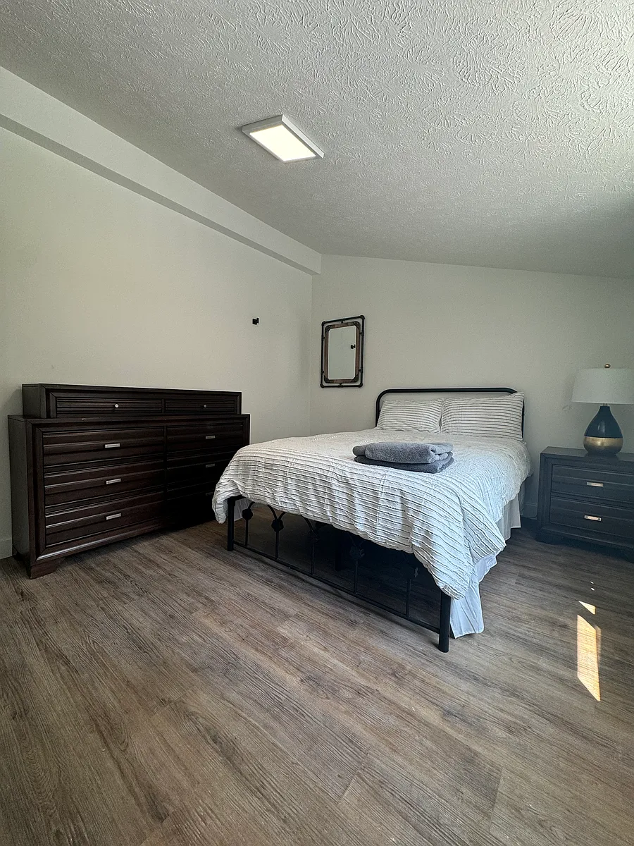 Building Photo - 805 E Taylor St #3