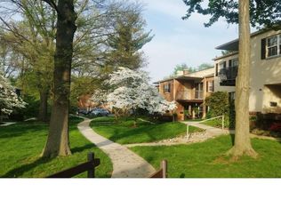 342 Old Forge Xing, Devon, PA 19333