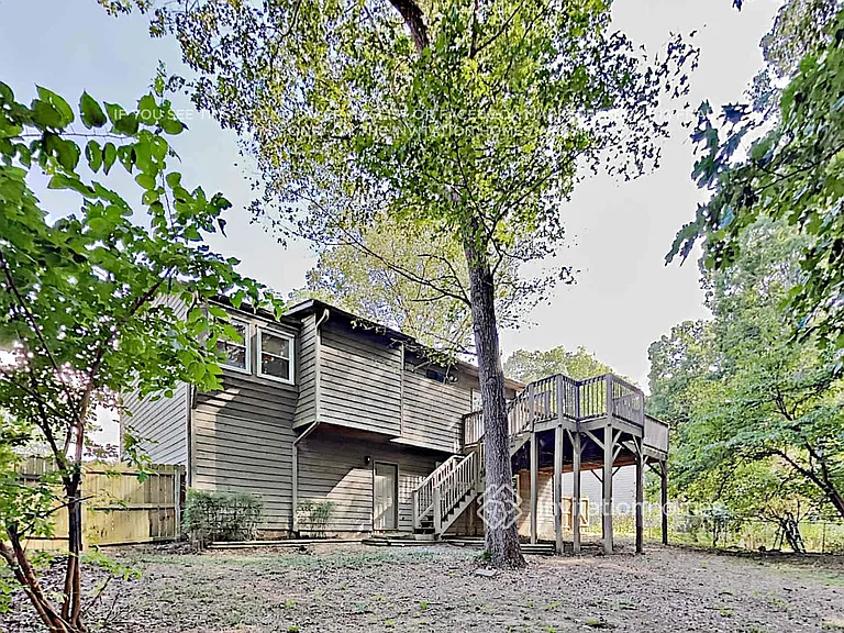 5002 Maxanne Dr NW — Photo 17