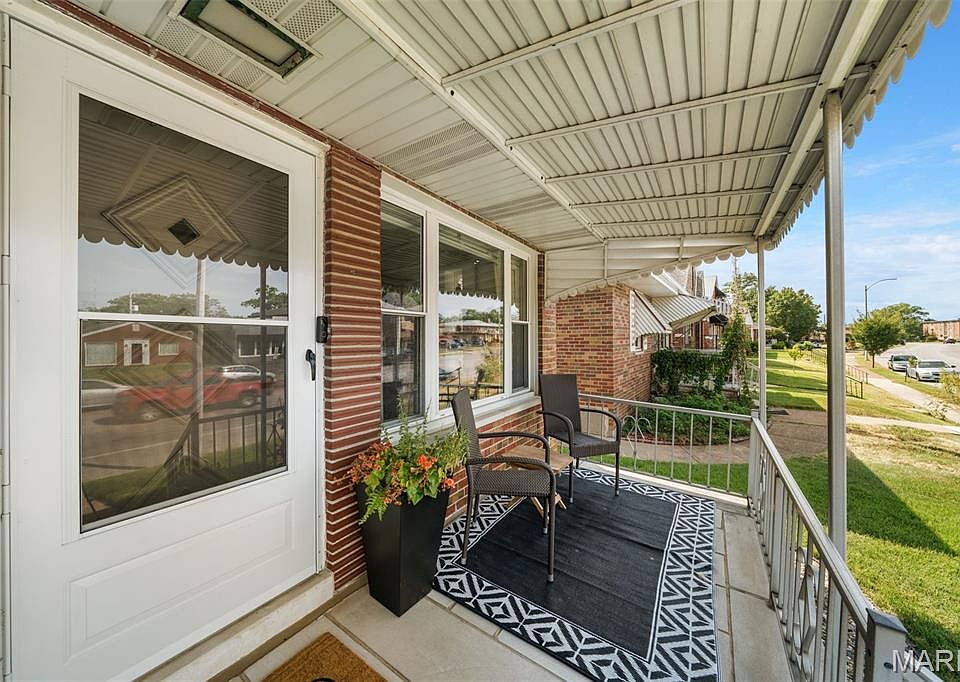 6916 Hampton Ave, Saint Louis, MO 63109 | Zillow