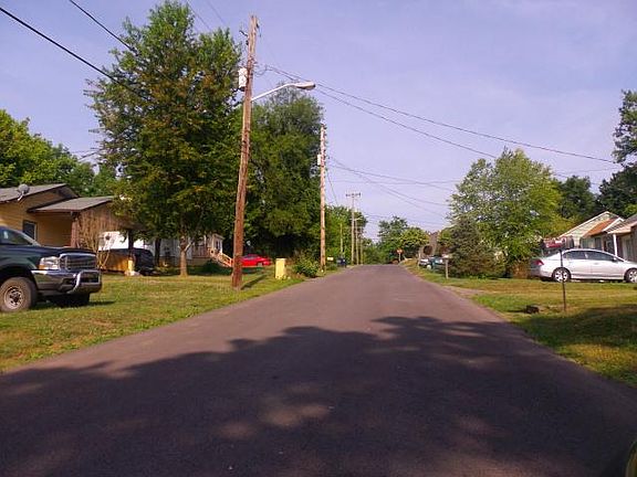 4th image of 1726 Trotter Ave