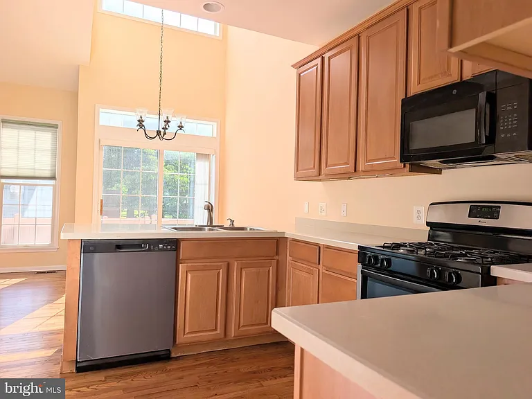 8 Trewbridge Ct — Photo 7