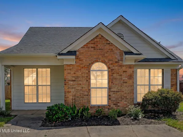 9193 Kaitlyn Dr, Walls, MS 38680