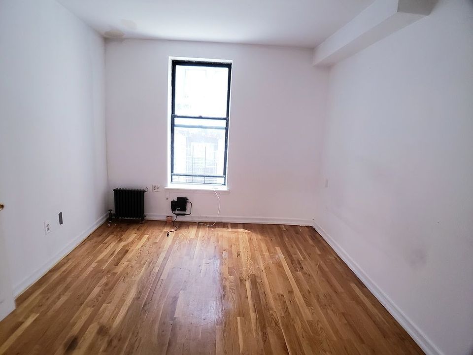 2nd image of 545 Edgecombe Ave APT 1d
