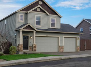 1300 NE Gardiner Dr, Estacada, OR 97023