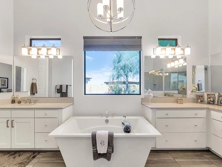 2352 N Estates Cir — Photo 15