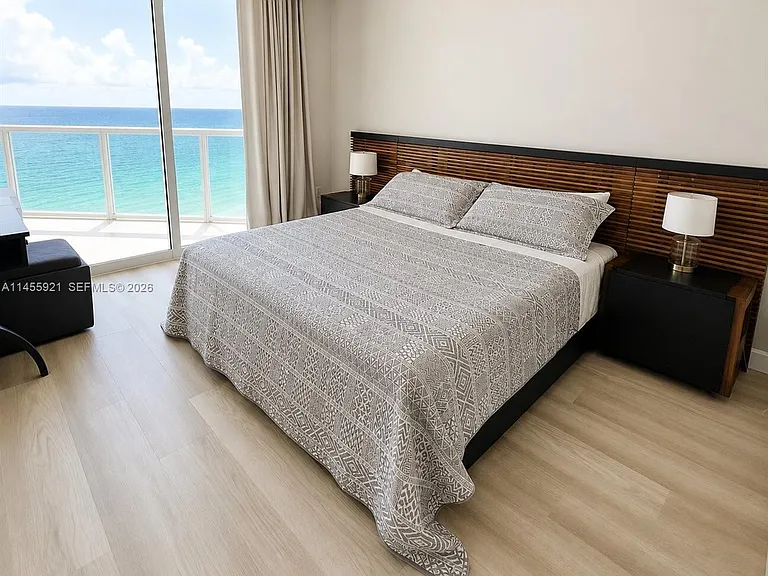 16699 Collins Ave #2501 — Photo 14