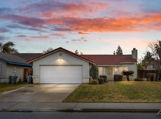 714 Silver Oak Dr, Bakersfield, CA 93312