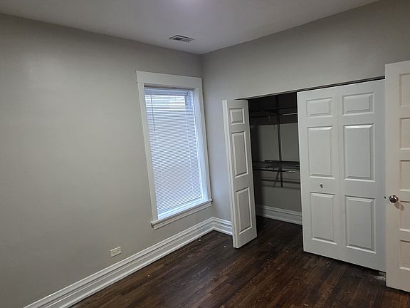 5th image of 3923 W Van Buren St Unit 1