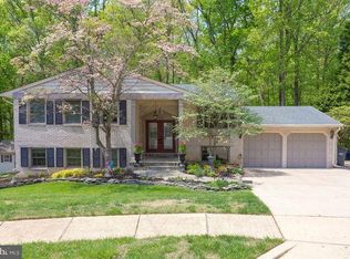 6024 Hofstra Ct, Springfield, VA 22152