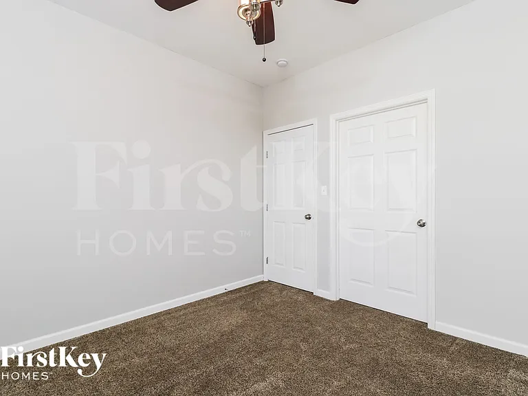 2 Stonecroft Ct — Photo 13