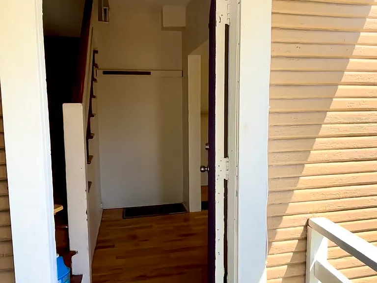 5324 NE 19th Ave — Photo 11