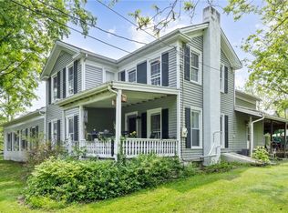 378 W Lake Rd, Branchport, NY 14418