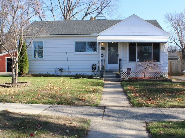 629 Chippewa Rd, Mount Clemens, MI 48043