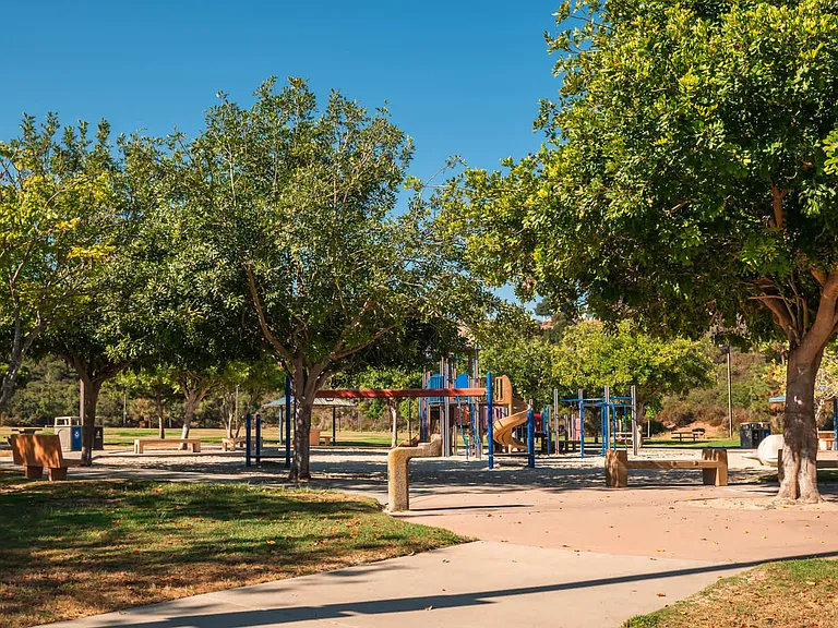Bring the family to Scripps Ranch Park