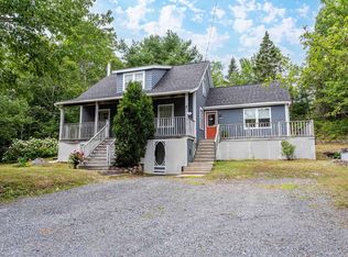 4909 Saint Margarets Bay Rd, Upper Tantallon, NS B3Z1C9