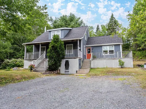 4909 Saint Margarets Bay Rd, Upper Tantallon, NS B3Z 1C9