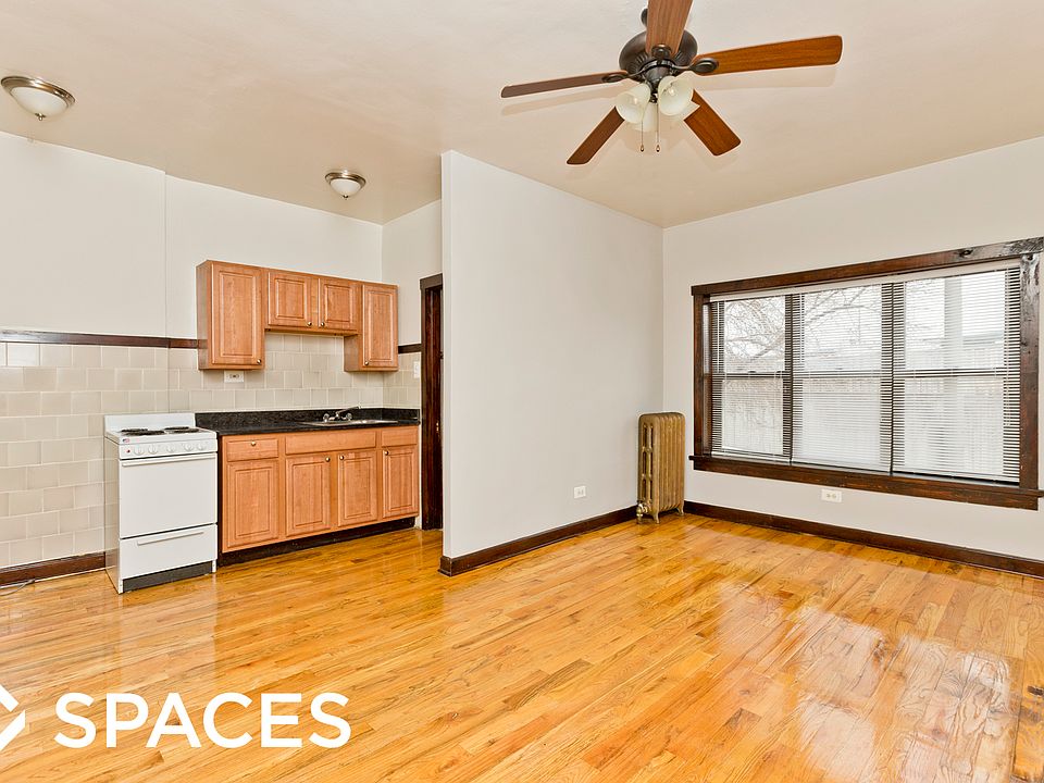 2nd image of 4019 W Irving Park Rd APT 211