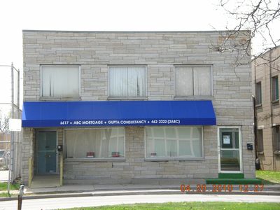 6617 W Capitol Dr, Milwaukee, WI, 53216