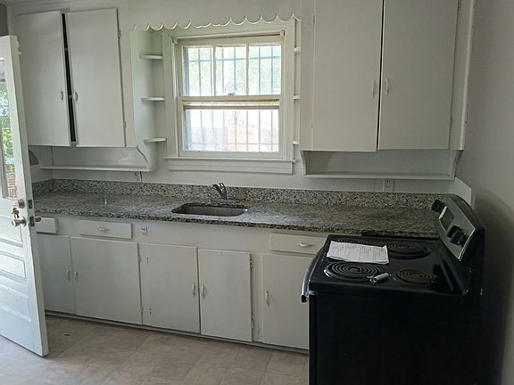 4th image of 121 Brookland Cir