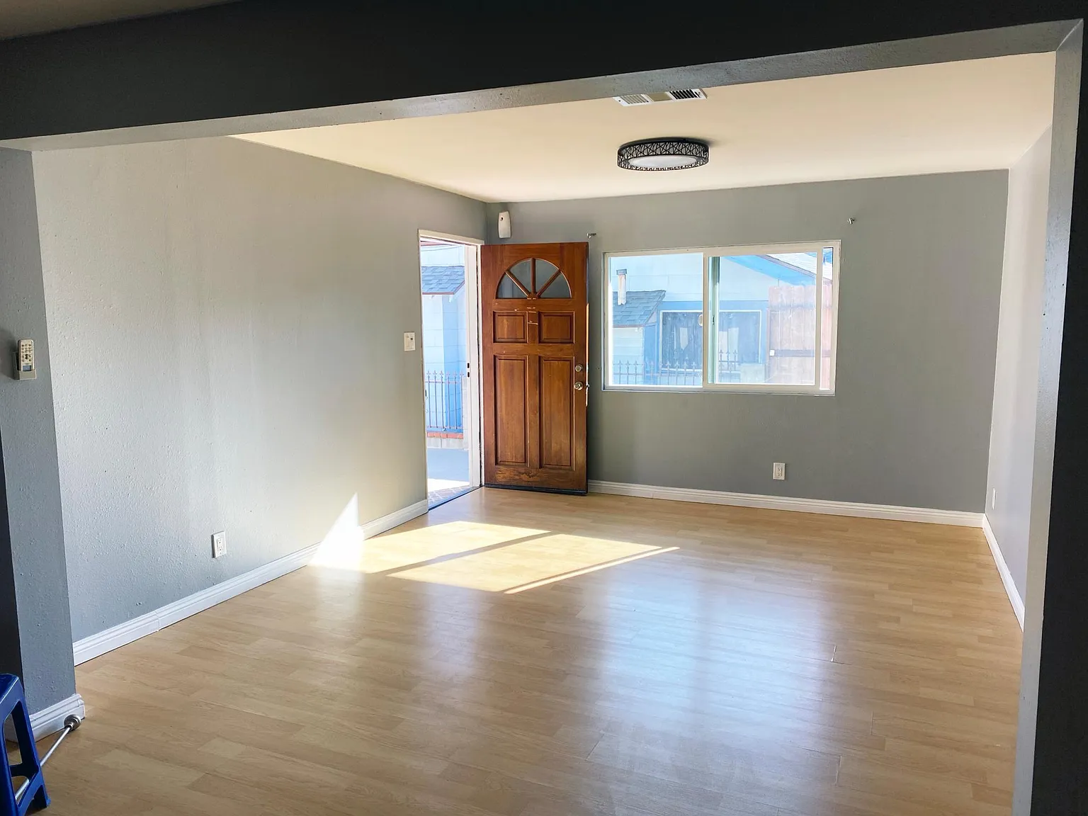 2 bed, 1.5 bath, 1000 sqft, $2,700 — Photo 4