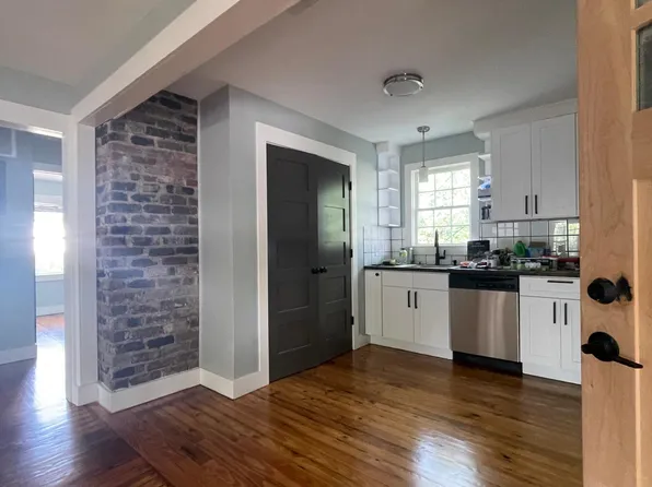 2405 Martin Luther King Jr Blvd #B, Savannah, GA 31415