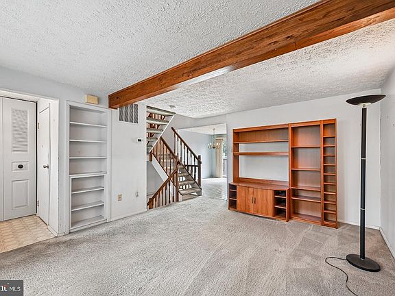 4th image of 117 Wimbledon Ln