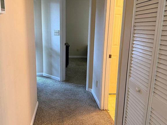 3rd image of 1101 Possum Trot Rd. #B202