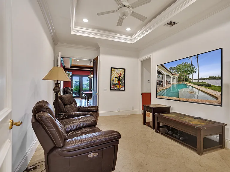 18669 SE Palm Island Ln — Photo 23