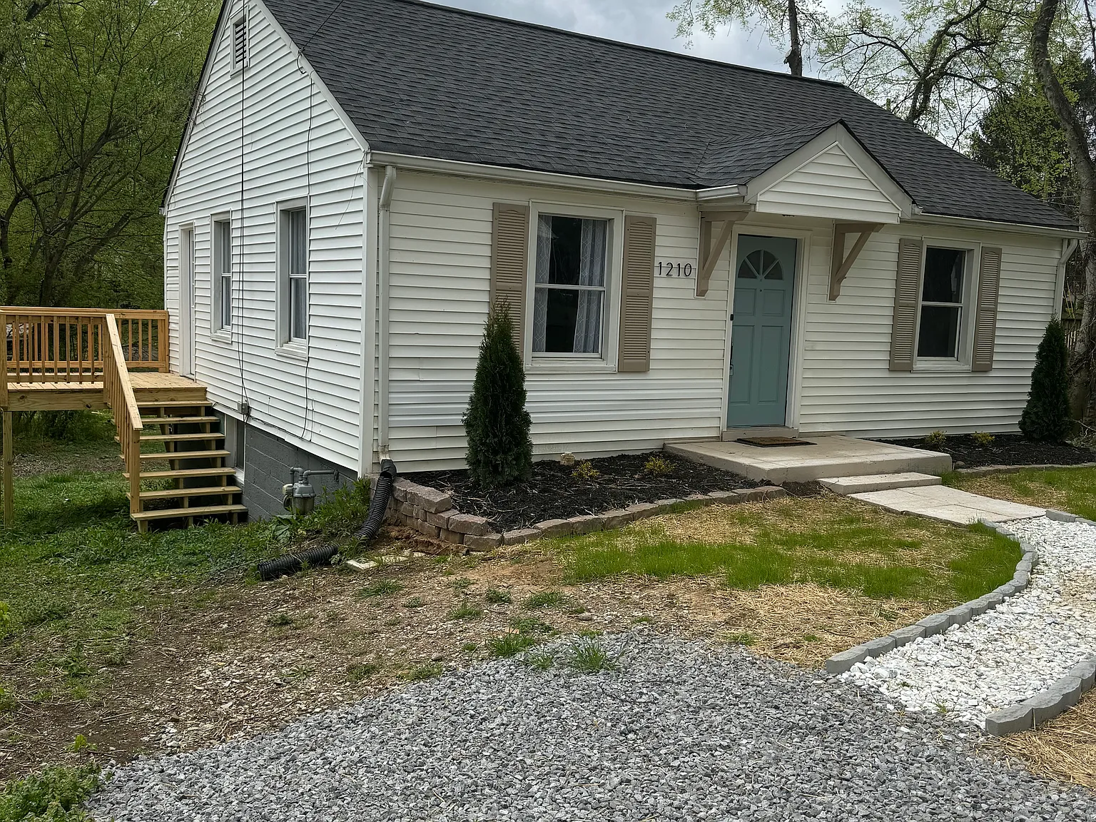 2 bed, 806 sqft, $1,500 — Photo 3