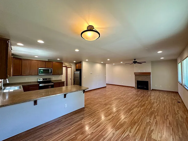 5835 Pioneer Ridge Pl — Photo 5