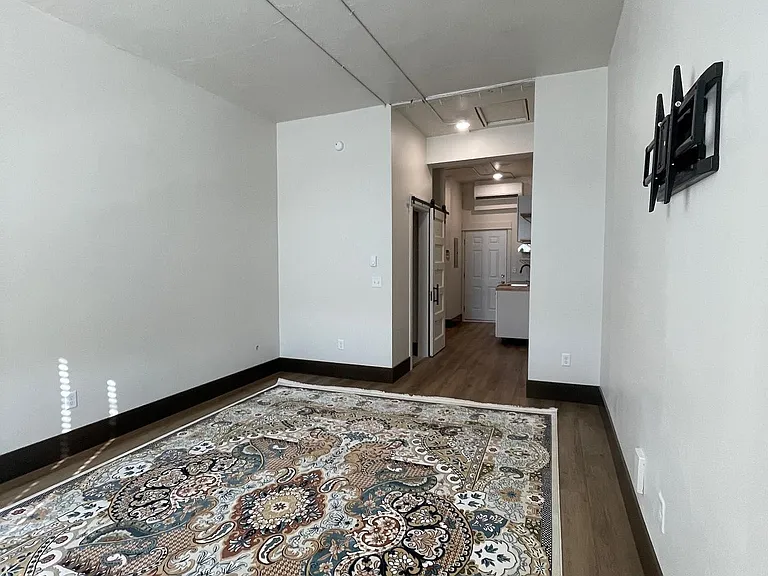 418 Main Ave #A — Photo 6